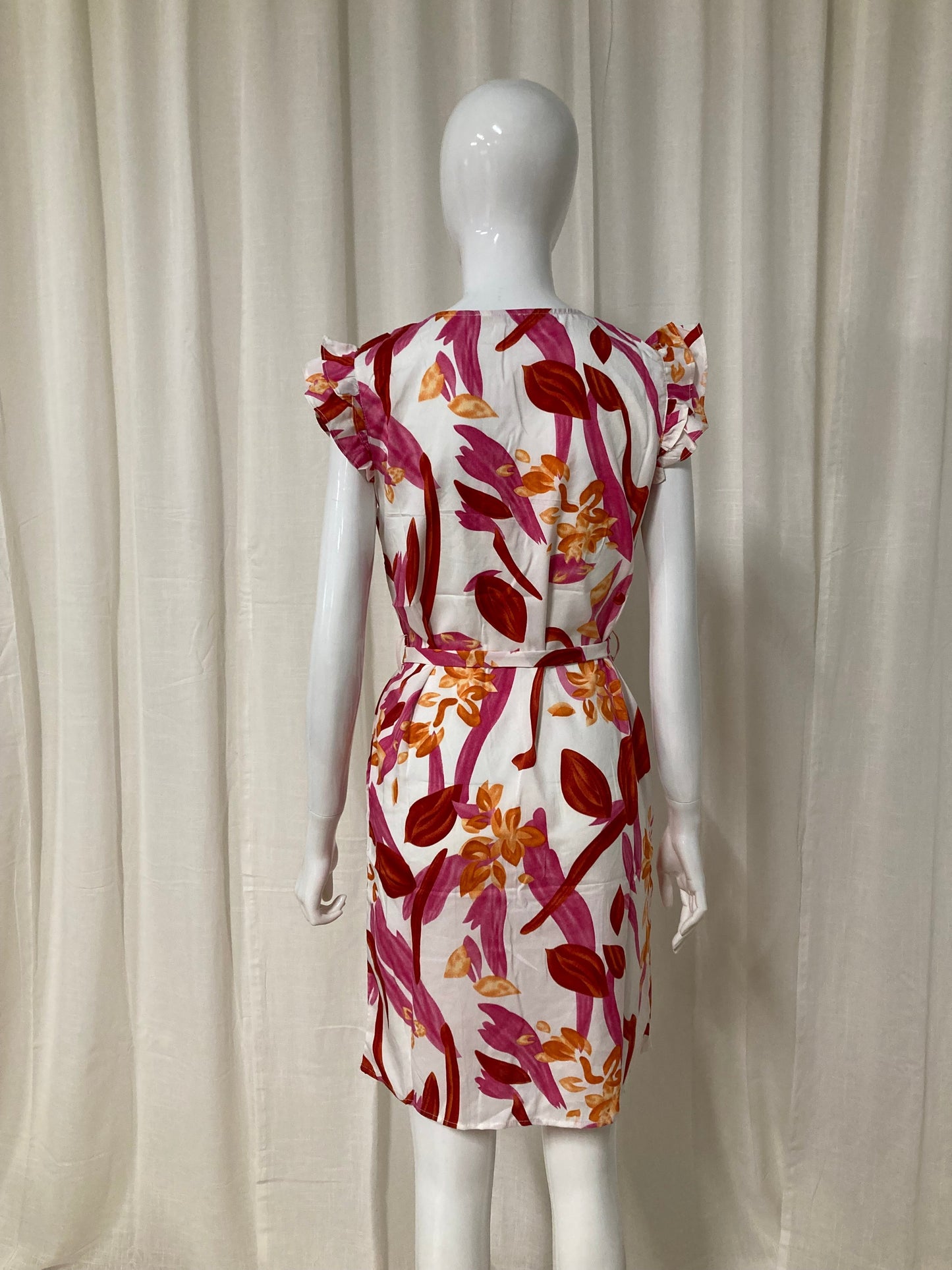 Lina Bloom Jurk – Elegante Bloemenprint Jurk met Taillelint