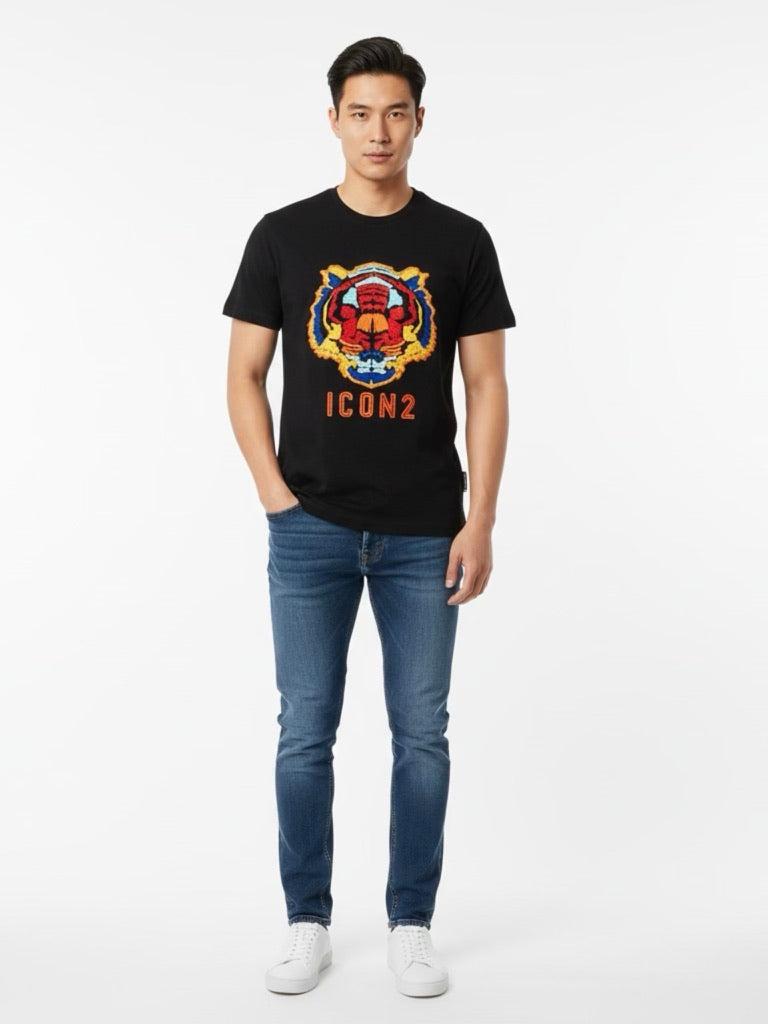 T-shirt zwart met leeuw