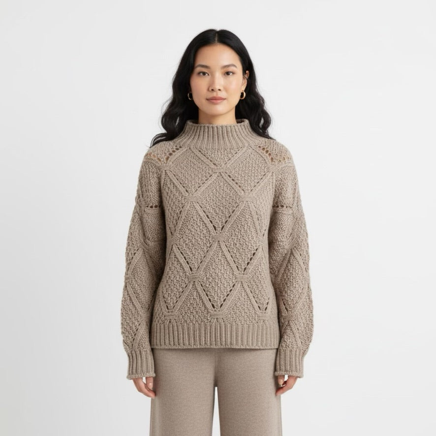 Plain oversized sweater in alpaca and wool beige
