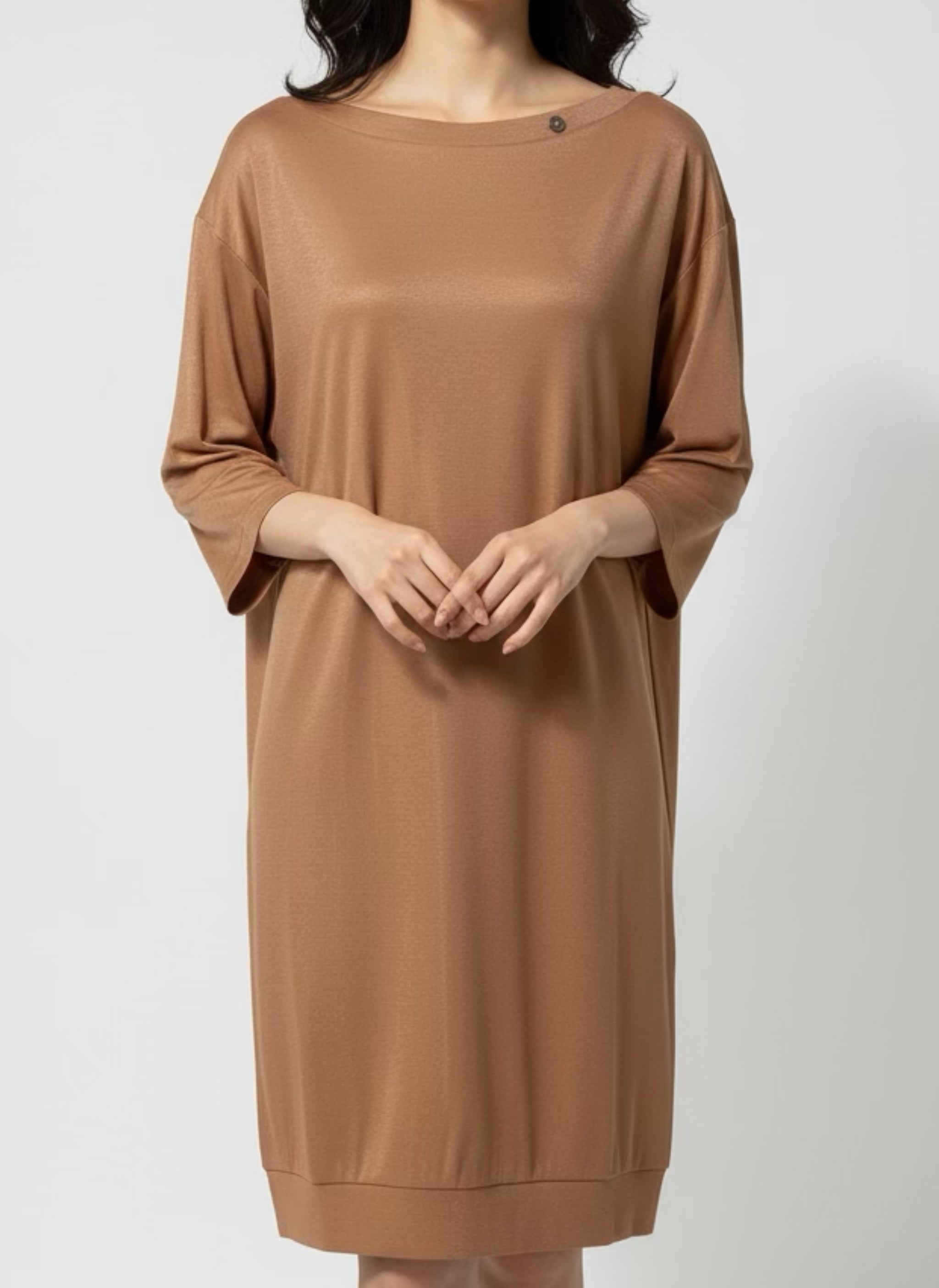 T-shirt dress with shiny coating Copper