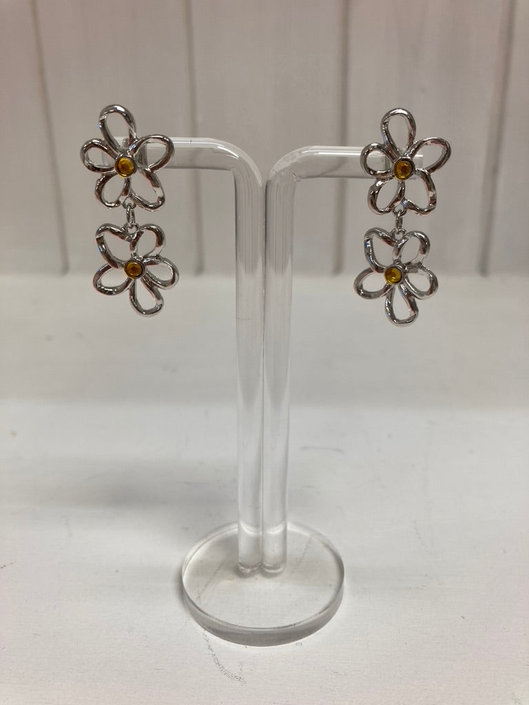 Oorbellen silhouette bloem met steentjes zilver