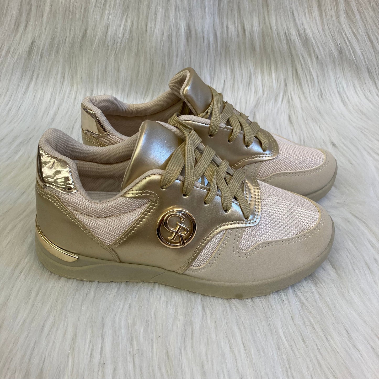 Mulanka Beige & Gouden Dames Sneaker – Comfortabele Fashion Sneaker met Gouden Details