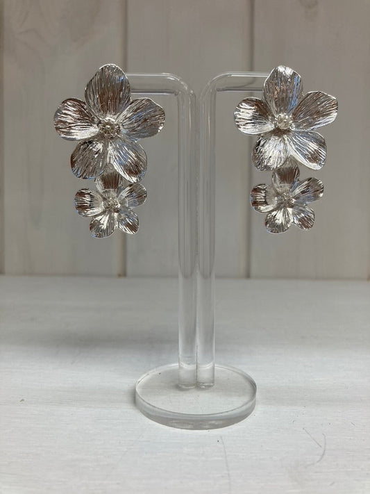 Boucles d'oreilles pendantes Fleur d'Argent