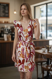 Lina Bloom Jurk – Elegante Bloemenprint Jurk met Taillelint