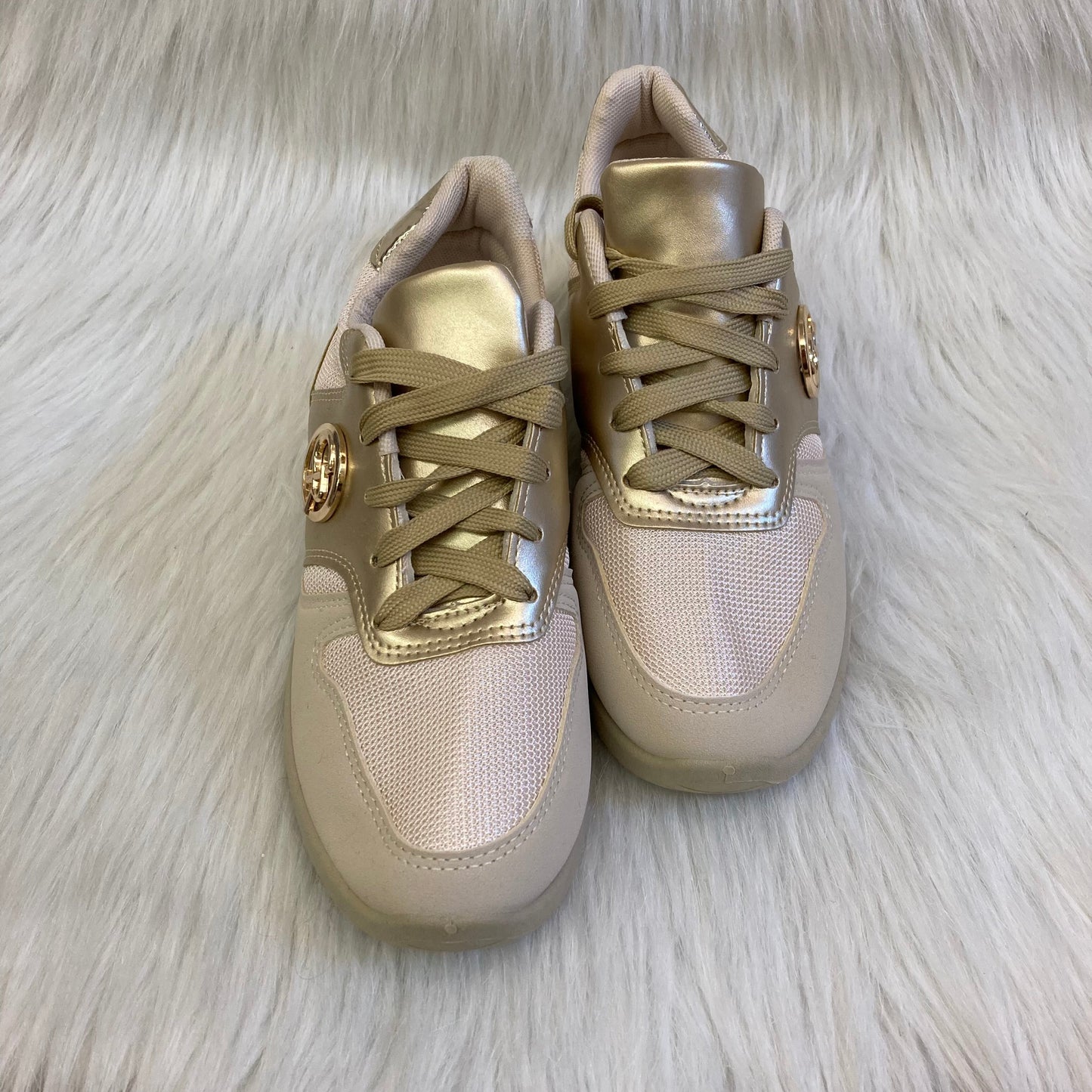 Mulanka Beige & Gouden Dames Sneaker – Comfortabele Fashion Sneaker met Gouden Details