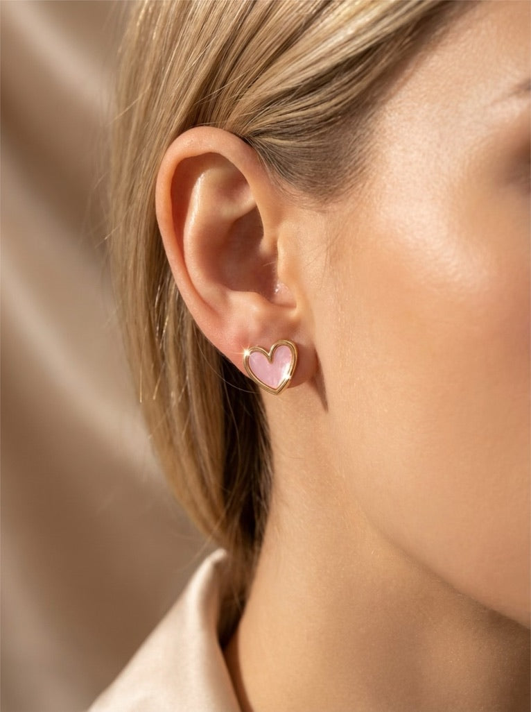 Oorstud hartje goud/lichtroze