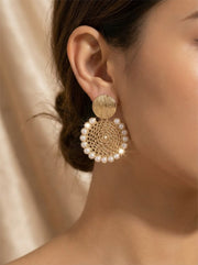 Pearl Royale Statement Oorbellen – Goud met Parels