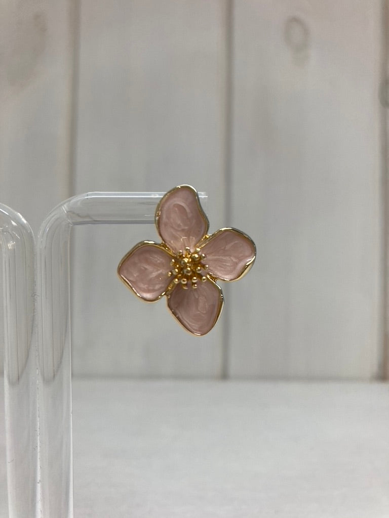 Oorstuds bloem lichtroze