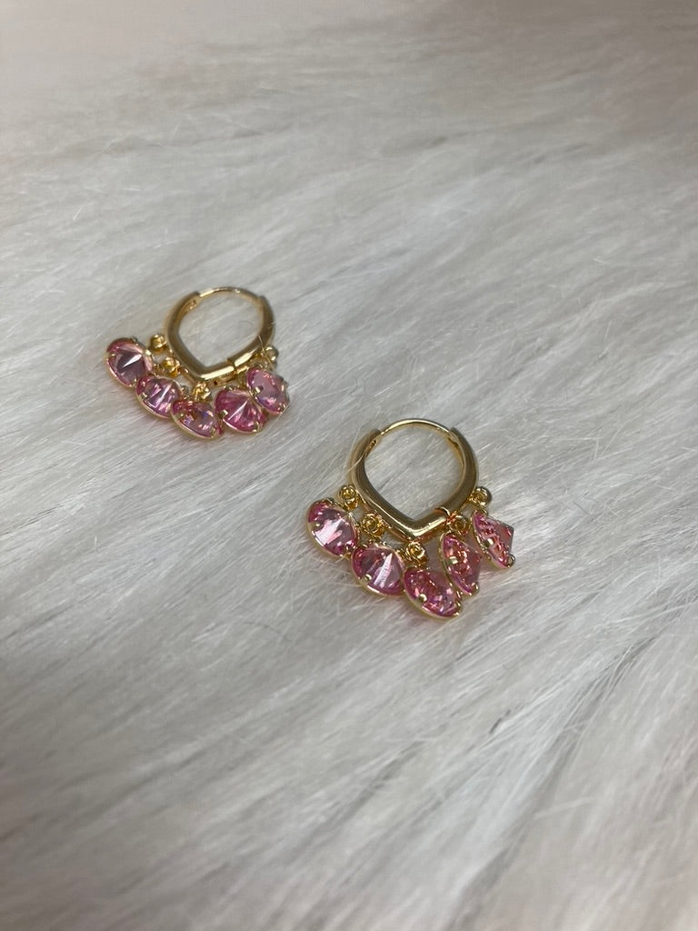 Oorring elegant met roze steentjes