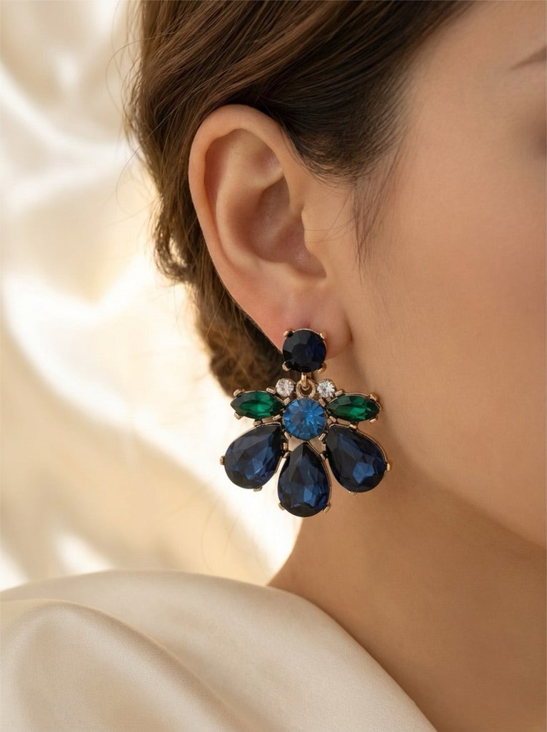 Amelia Pearl Glow Oorstuds – Goudkleurig Stainless Steel