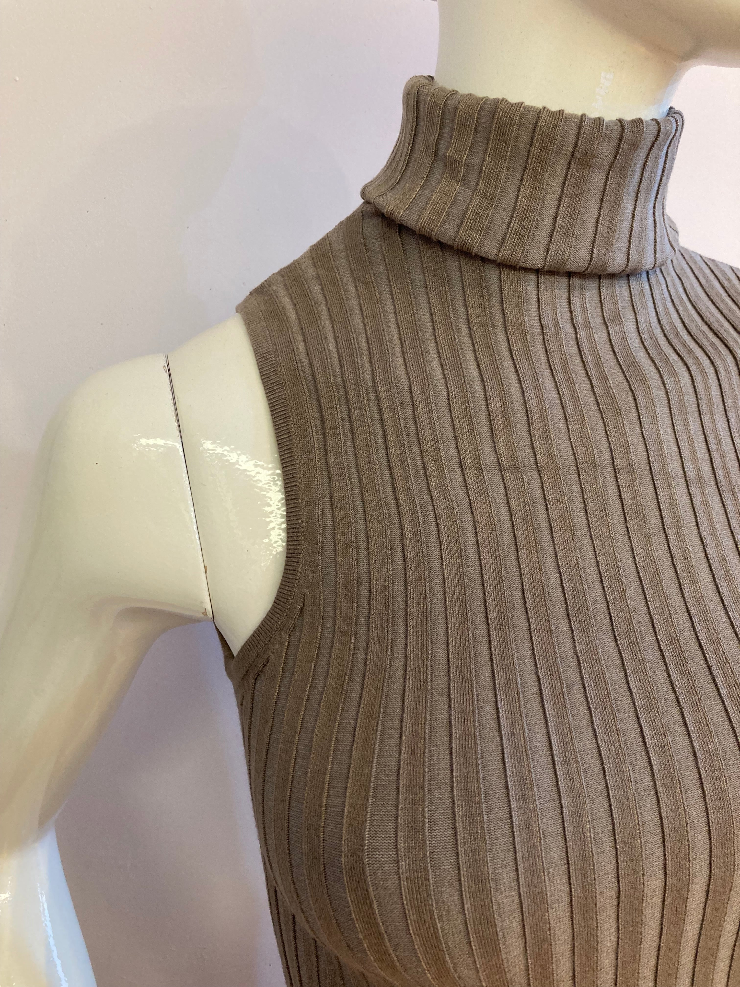 Very stretchy taupe turtle neck sleeveless top