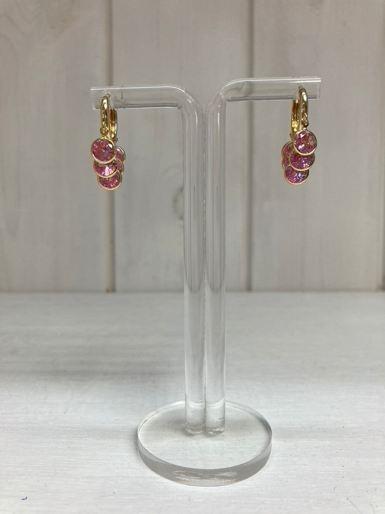 Oorring elegant met roze steentjes