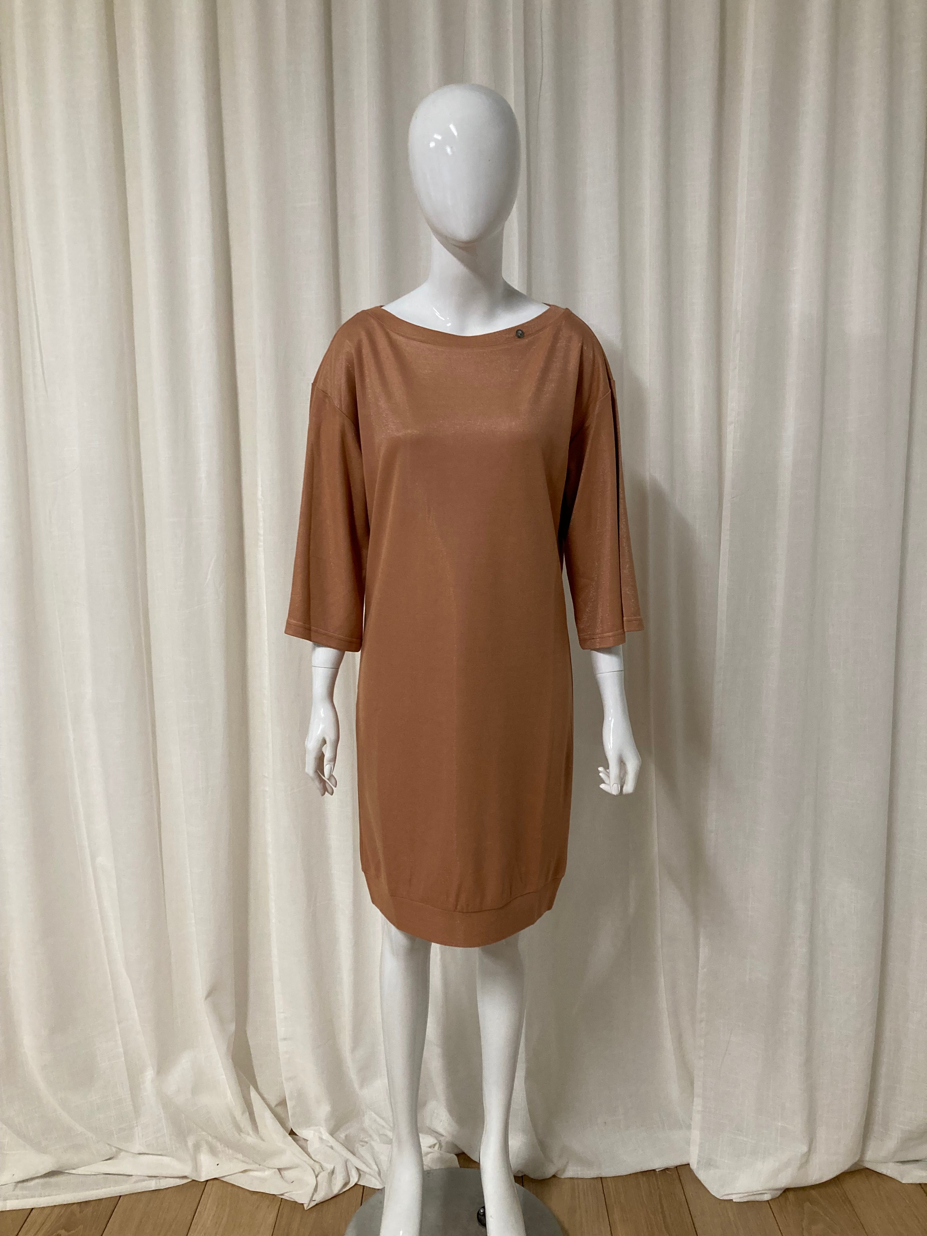 T-shirt dress with shiny coating Copper