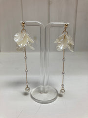 Pearl Blossom Cascade Oorbellen