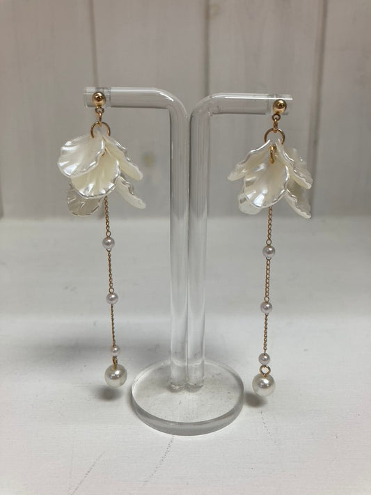 Boucles d'oreilles Cascade de Fleurs de Perles