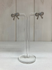 Crystal Bow Oorstekers – Zilveren Strik met Zirkonia