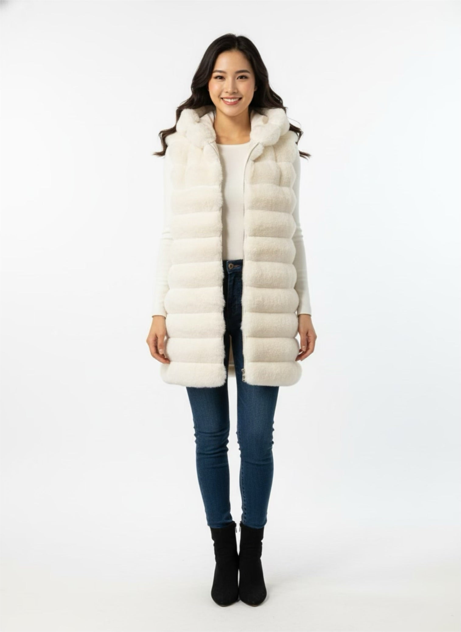 Sleeveless coat with sleeveless hood Ecru