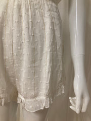 Kilky Witte Korte Jumpsuit met Gouden Strepen en Kant