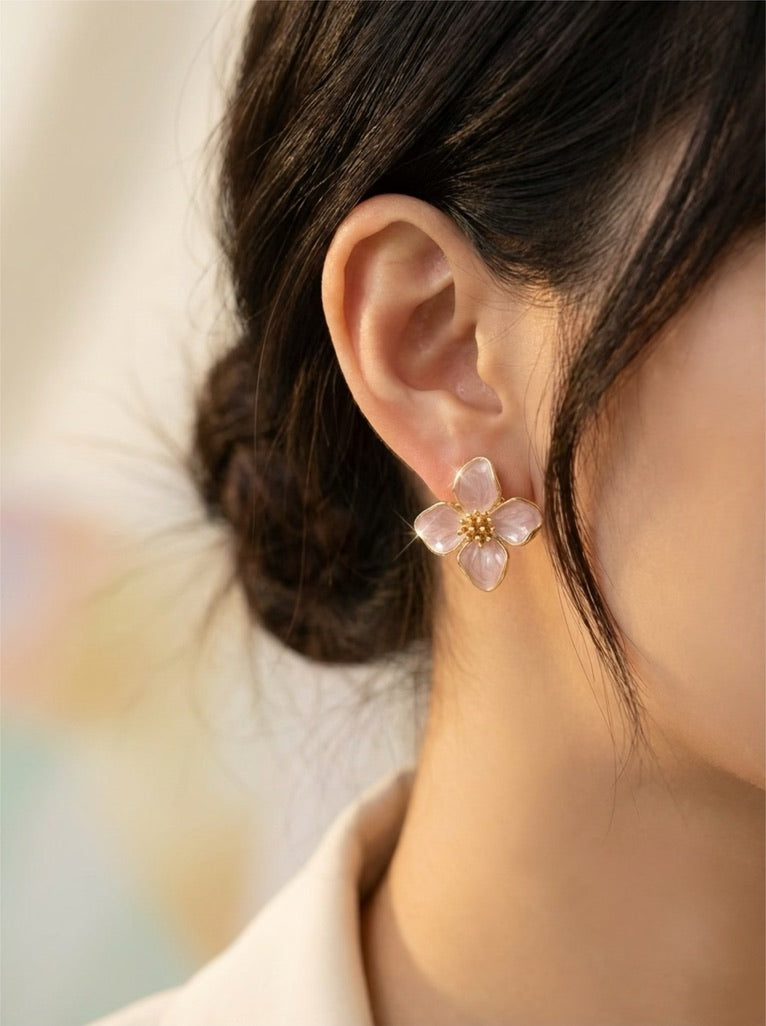 Oorstuds bloem lichtroze