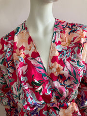 Schilo-Jo Rode Bloemenjurk Dames – Korte Jurk met V-hals en Lange Mouwen