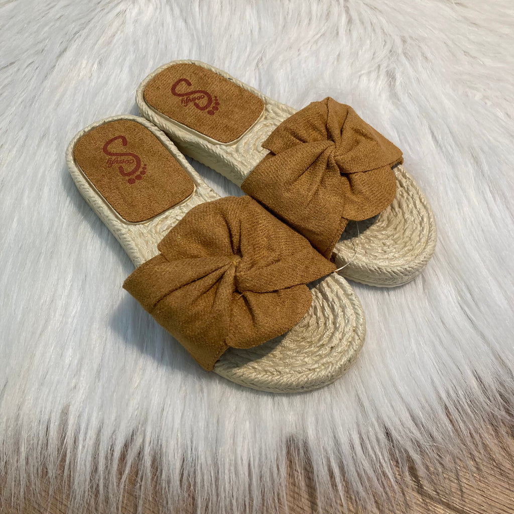 Slippers met strik Camel