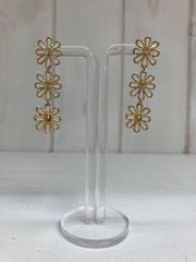Golden Blossom Oorhangers – Drie Bloemen Luxe Goud
