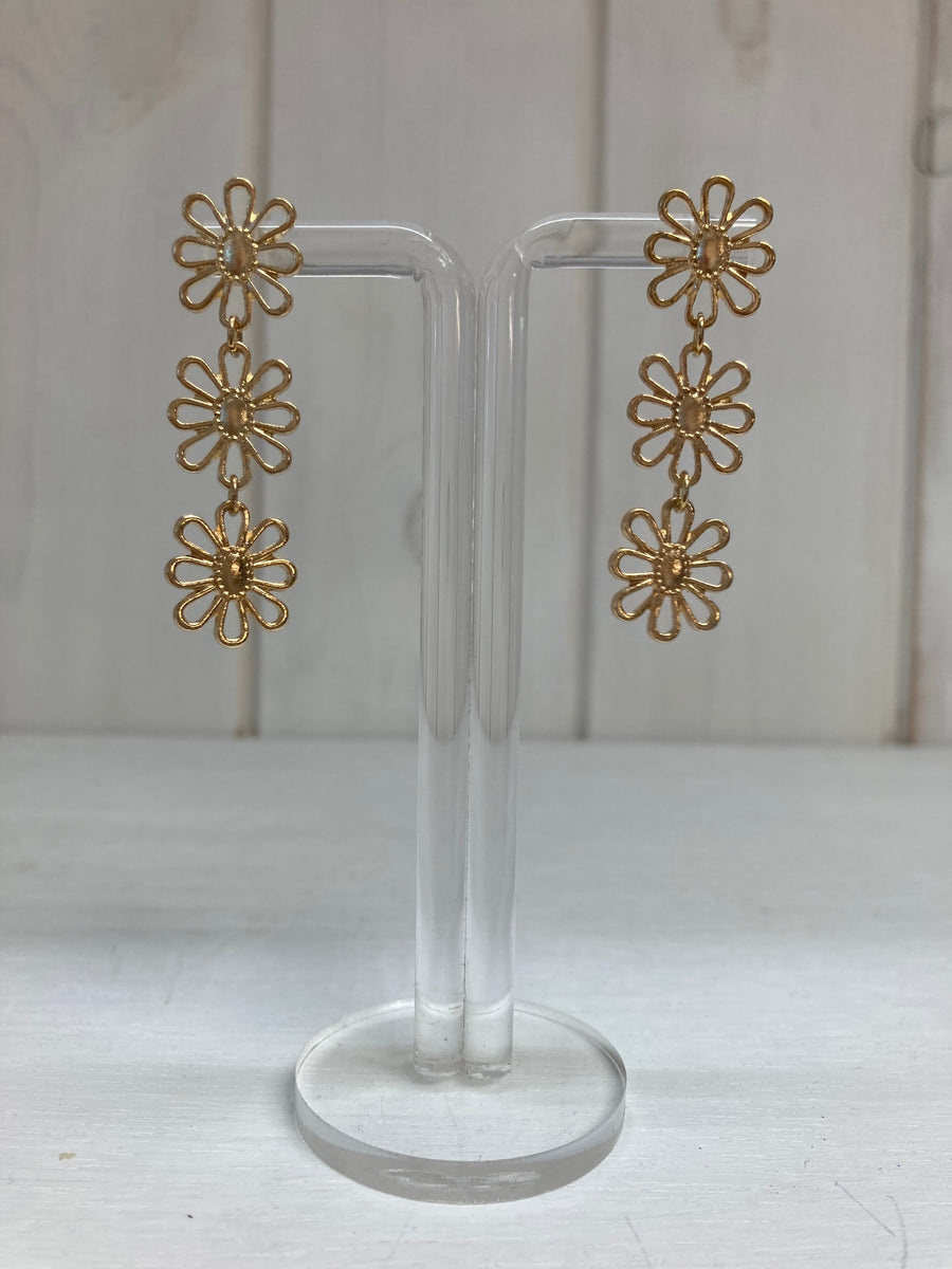 Golden Blossom Oorhangers – Drie Bloemen Luxe Goud