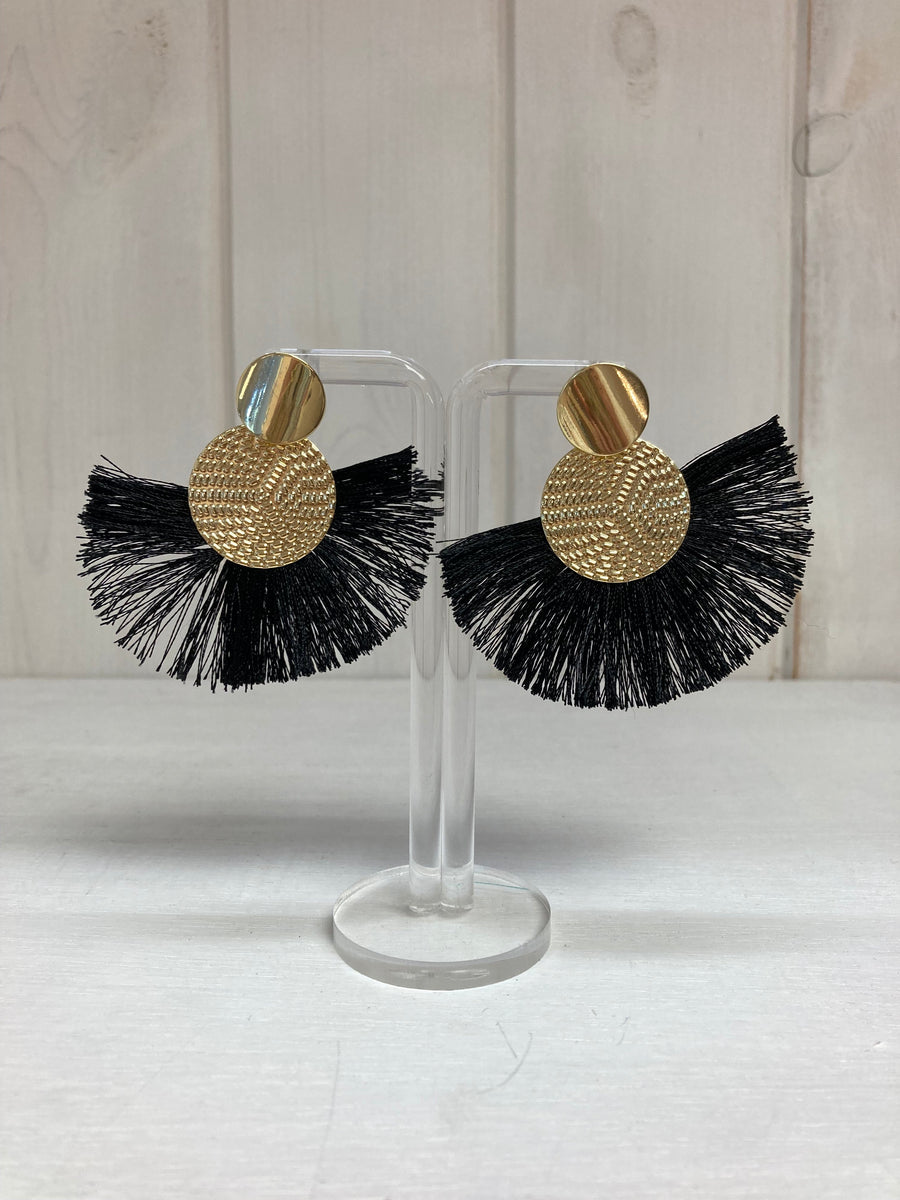 Midnight Breeze Tassel Oorbellen – Zwart & Goud