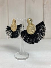 Midnight Breeze Tassel Oorbellen – Zwart & Goud