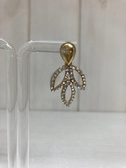 Aurélia Crystal Leaf Oorbellen – Goud & Zirkonia