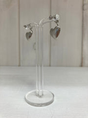 Silver Heart Glow Oorbellen – Luxe Hartjes met Kristal