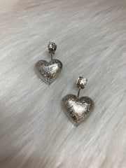 Silver Heart Glow Oorbellen – Luxe Hartjes met Kristal