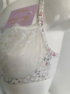 Flower underwire bra