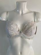 Broderie bra