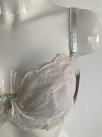 Broderie bra