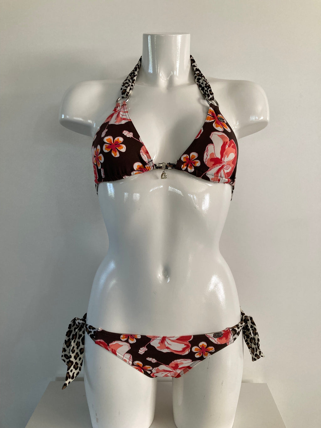 Bikini banana moon hawain flower