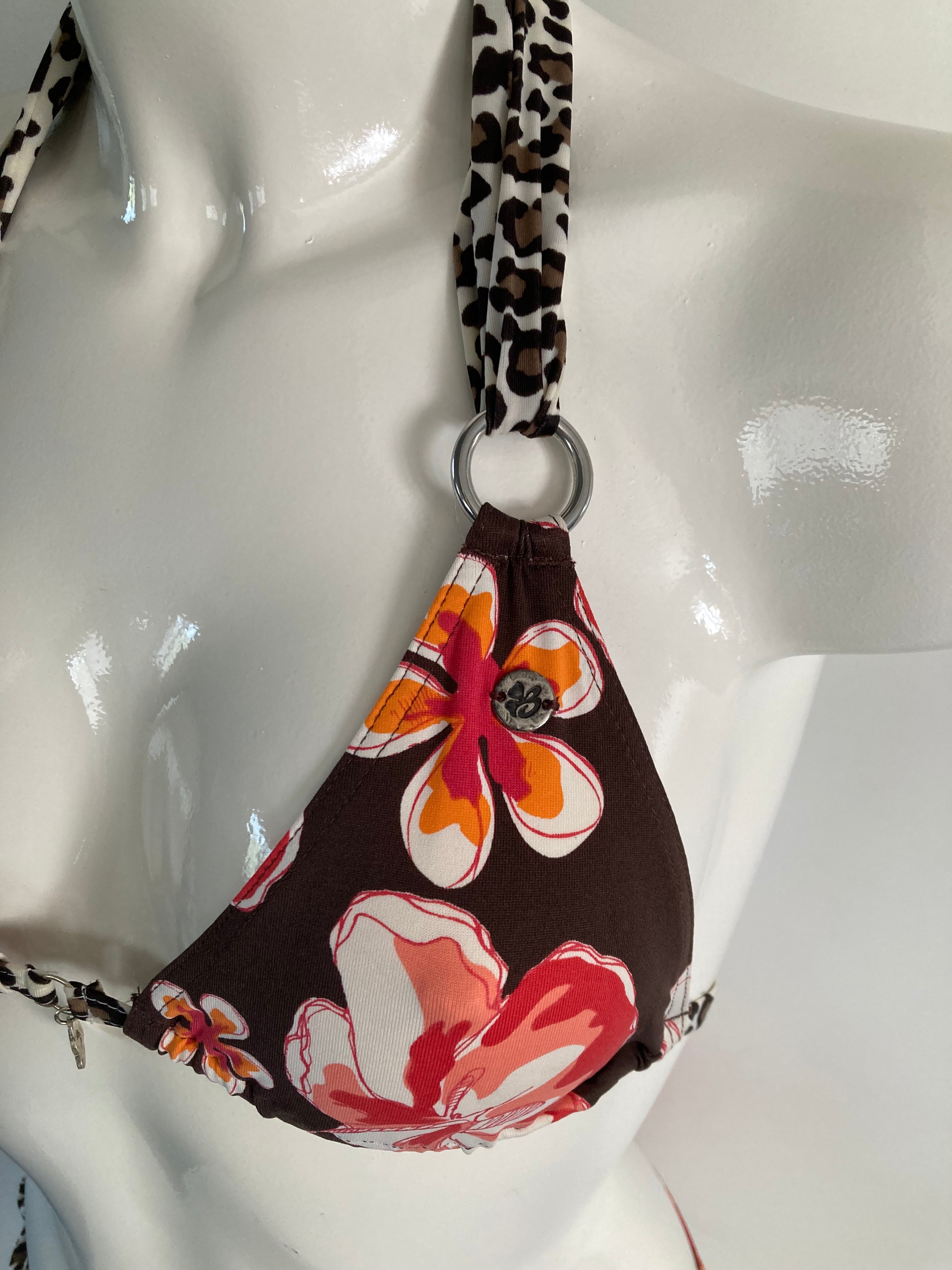 Bikini banana moon hawain flower
