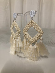 Ibiza Tassel Luxe Oorbellen – Crème Boho Statement