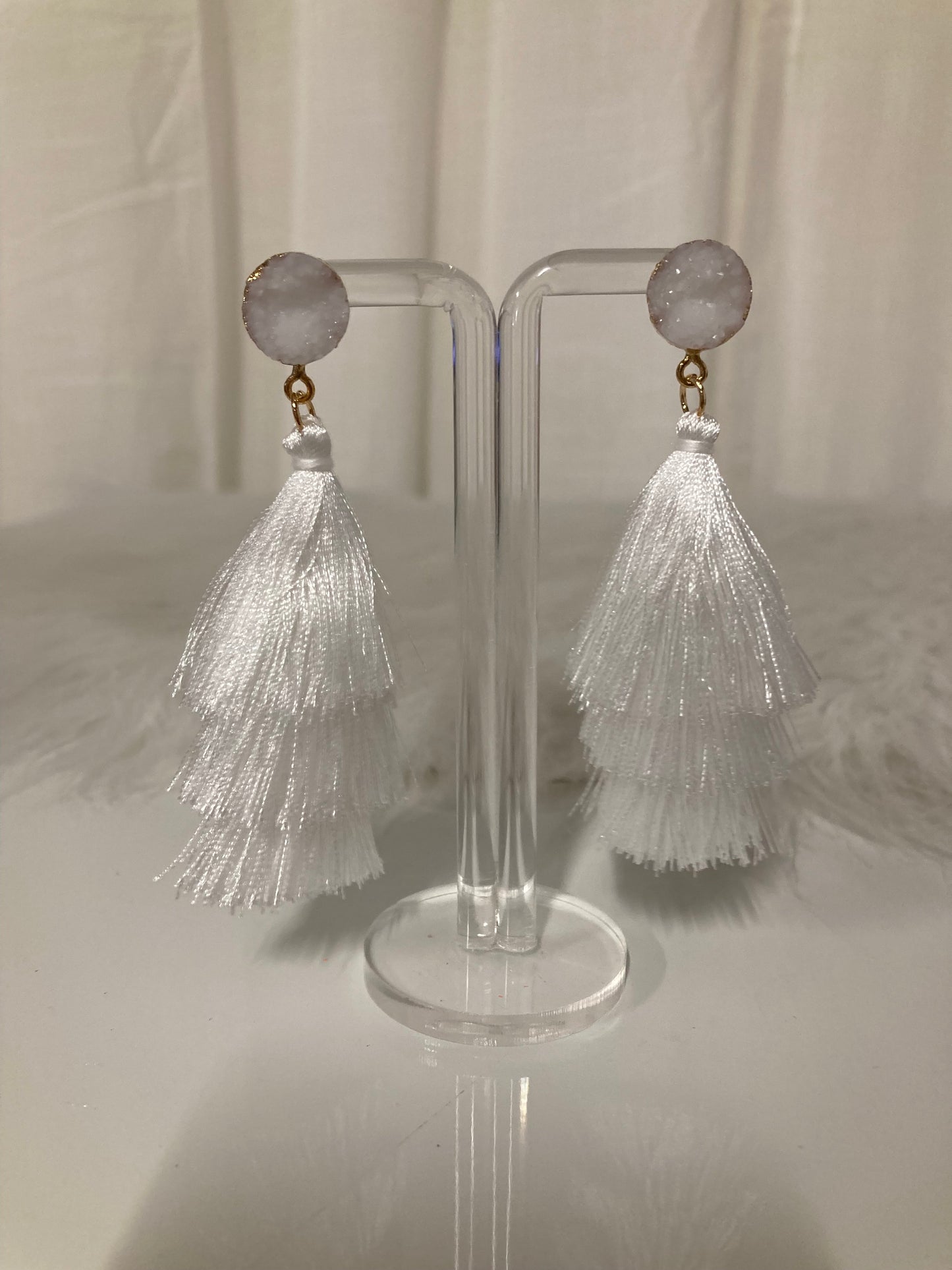 Snow Crystal Tassel Oorbellen – Witte Luxe Statement Oorbellen