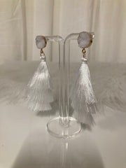 Snow Crystal Tassel Oorbellen – Witte Luxe Statement Oorbellen