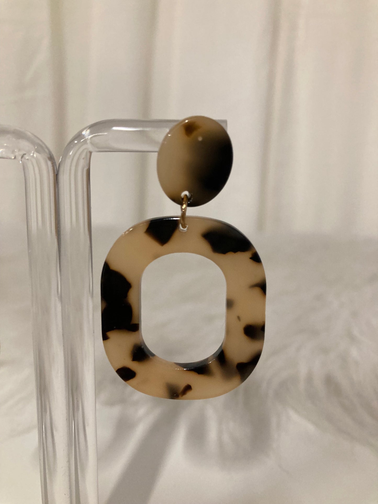 Monaco Tortoise Square Oorbellen – Luxe Geometrische Statement Oorbellen
