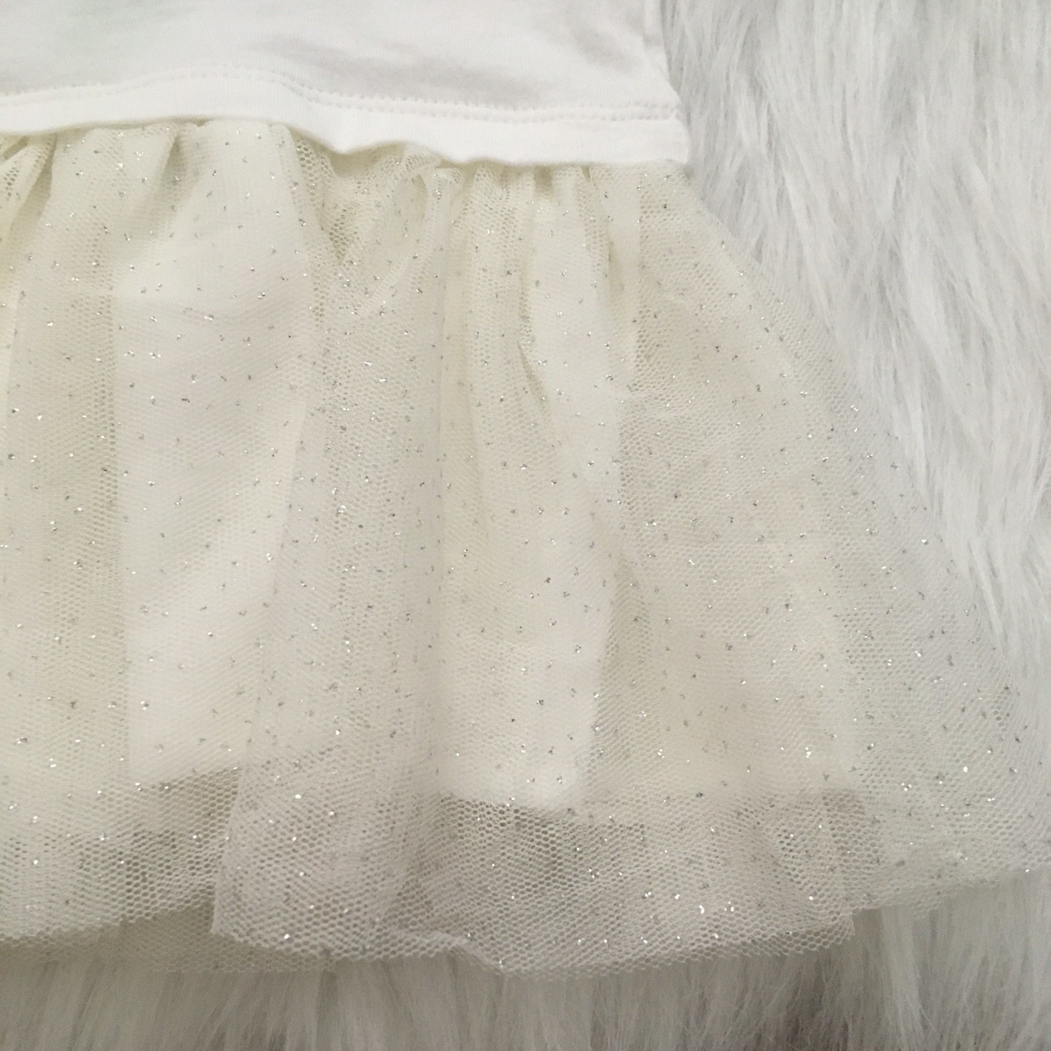 Jurkje ecru hartje zilver