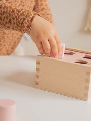 Label Label Houten Vormenstoof Roze – Shape Sorting Box | Outlet